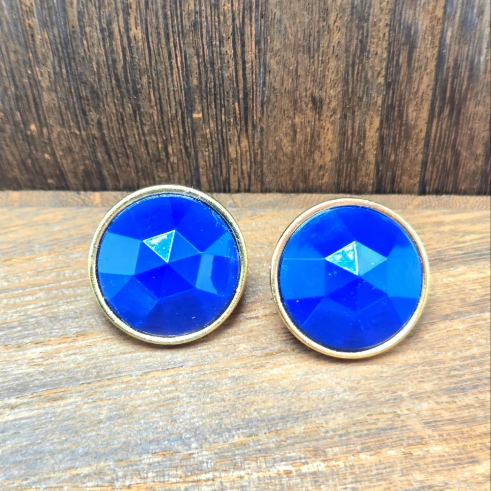 RARE Avon 1987 Royal Facets Earrings Pierced Majestic Royal Blue Stud Statement